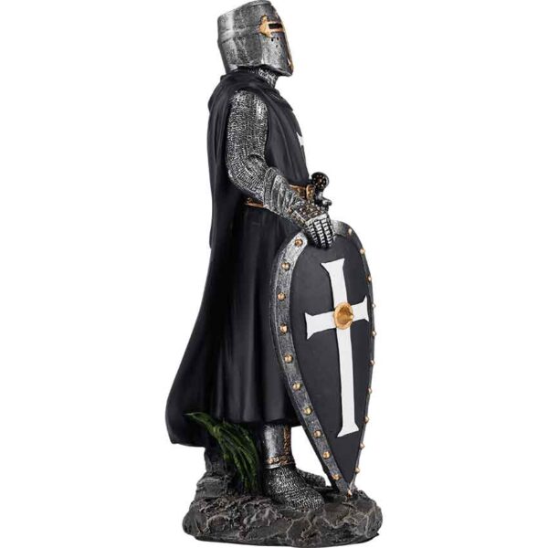 Fearless Crusader Knight Statue