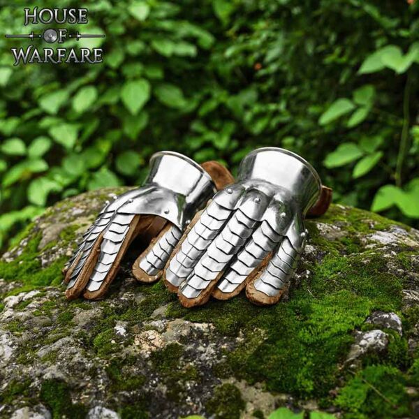 14th Century Steel Gauntlets