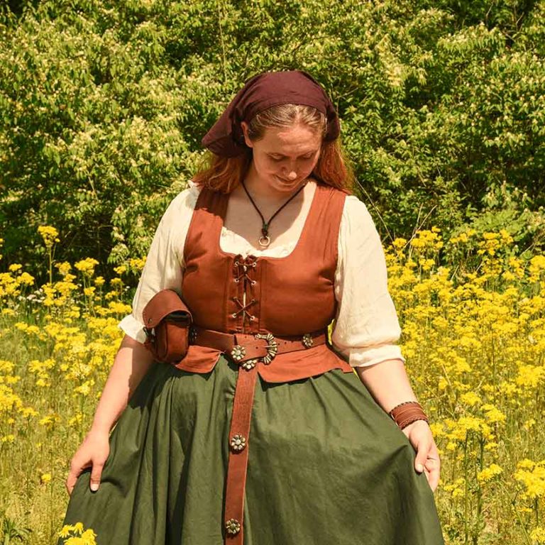 Womens Peasant Maiden Outfit