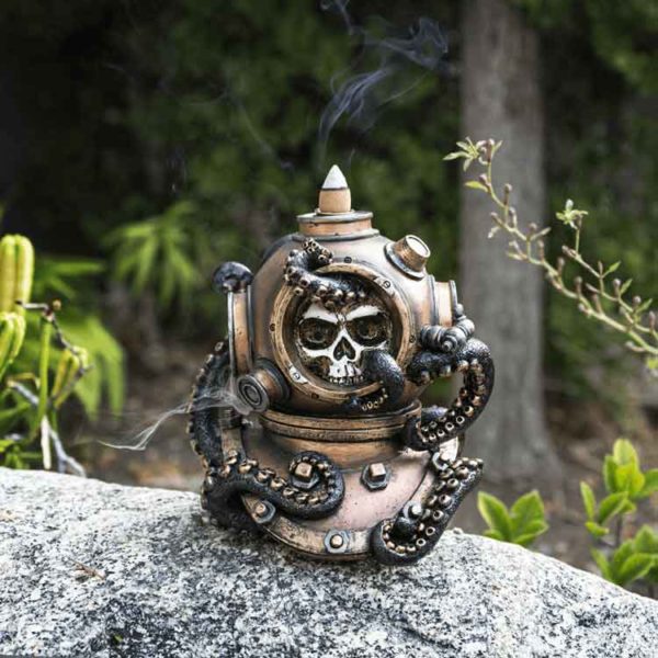 Kraken Skull Diving Helmet Incense Burner