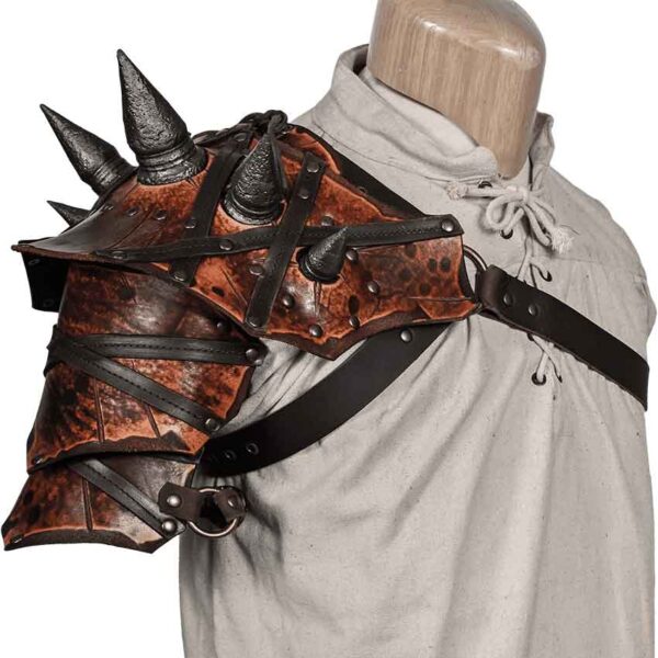 Wildwalker Spiked Pauldron