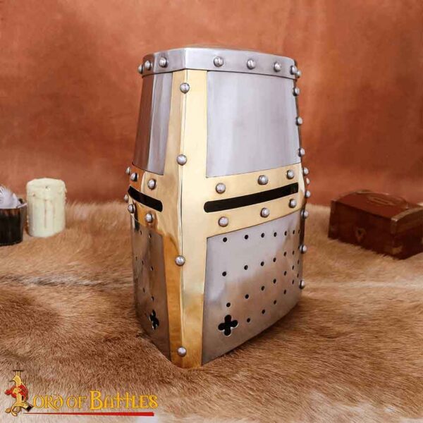 Crusader Knight Pot Helm