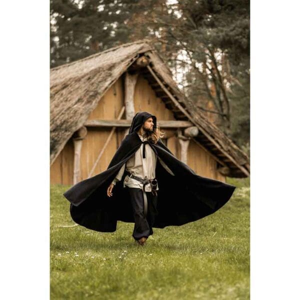 Hervir Wool Cloak with Liripipe Hood - Black