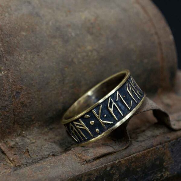 Dwarven Battlecry Ring