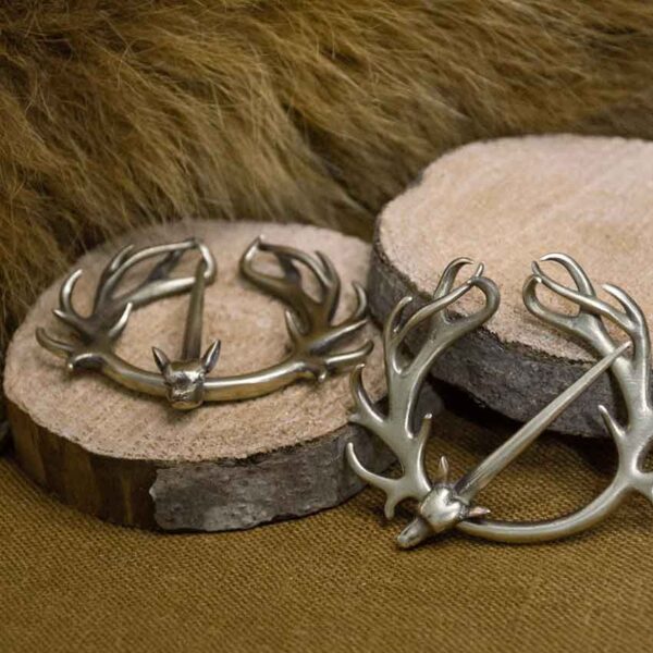 Horned Deer Cloak Pin